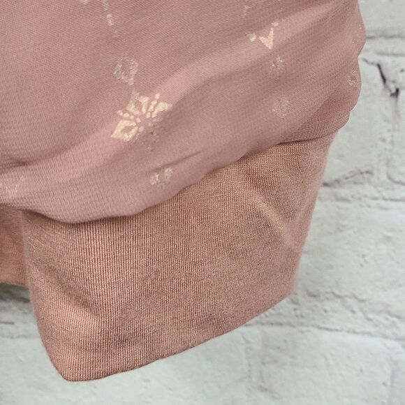 Maurices Sleeveless Top Medium Dusty Rose Pleated Neck Sheer Halter Keyhole Back - Picture 3 of 12